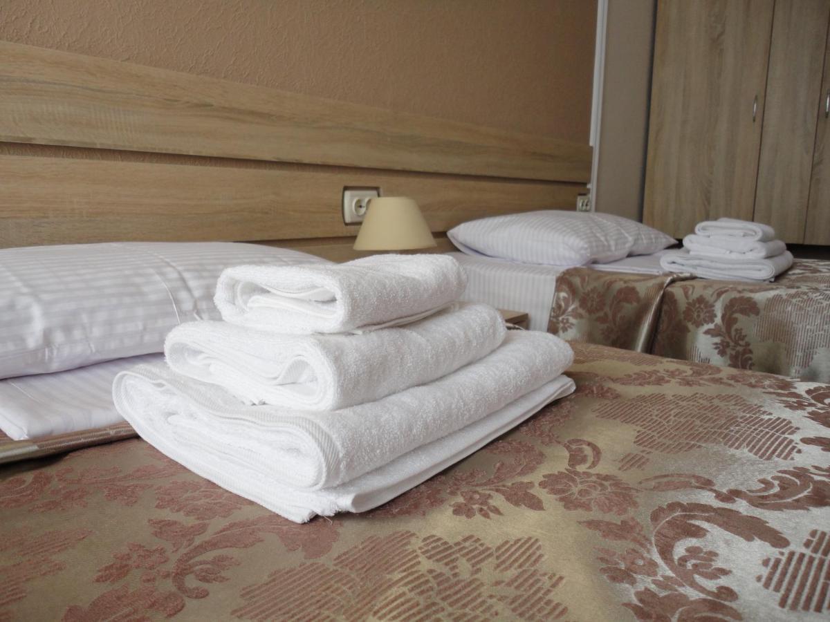 Hotel Dibrova Bila Zerkwa Exterior foto