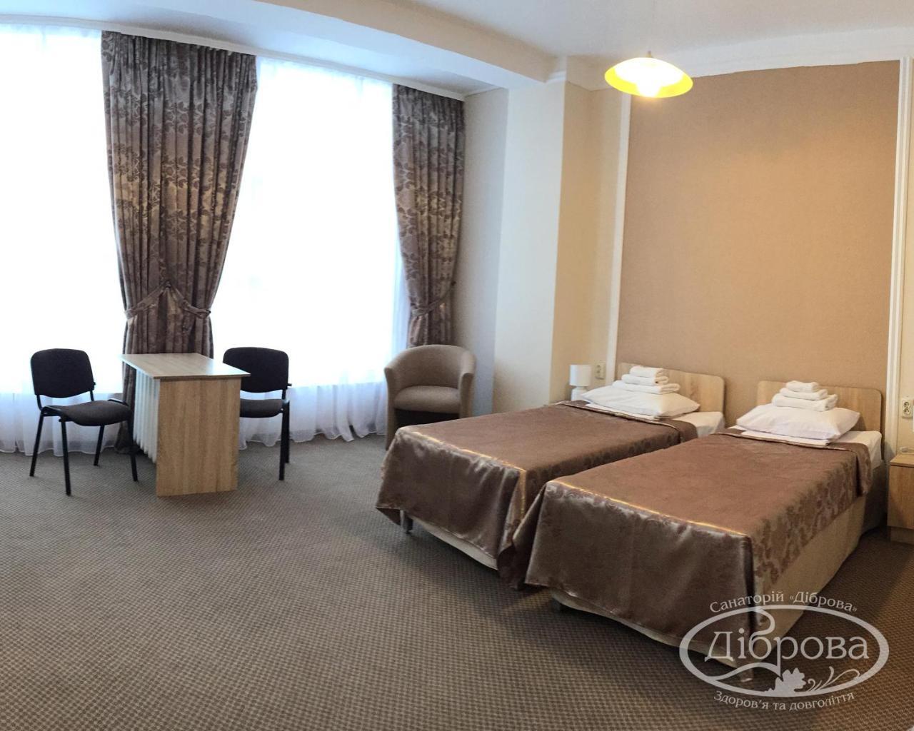 Hotel Dibrova Bila Zerkwa Exterior foto
